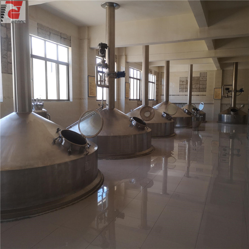 industrial-brewing-equipment550987.jpg industrial-brewing-equipment.jpg