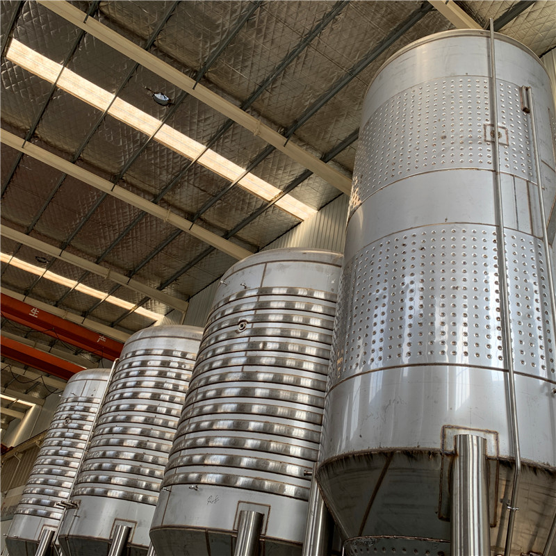 beer-making-equipment-for-sale206541063.jpg 啤酒生产设备-销售206.jpg