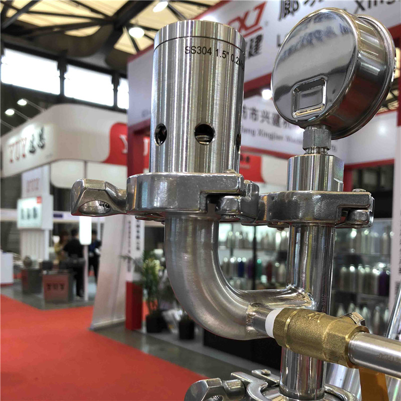 brewery-equipment-for-sale112914.jpg 啤酒厂设备换sale.jpg