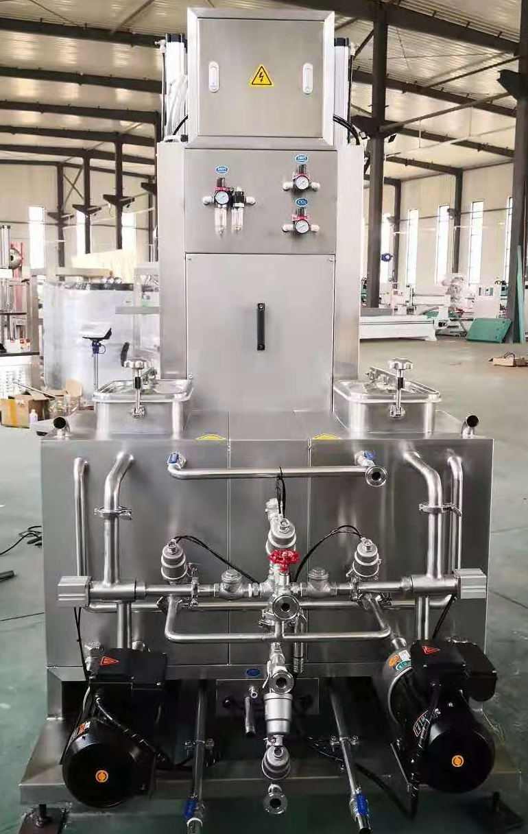 两水箱啤酒桶清洗机。png