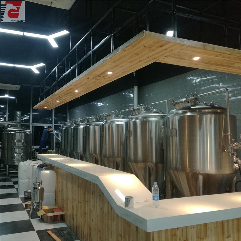 热出售Microbrewery-equipment.jpg