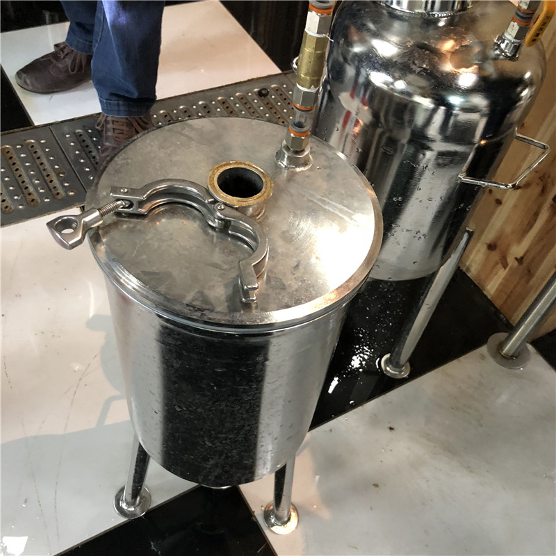 在欧洲WEMAC G030出售的500L迷你啤酒酿造设备