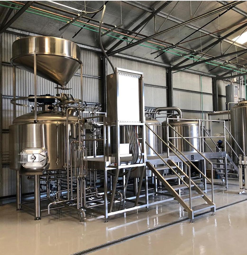 集装箱啤酒厂1000L 10HL啤酒酿造系统设备在亚洲ZXF销售良好