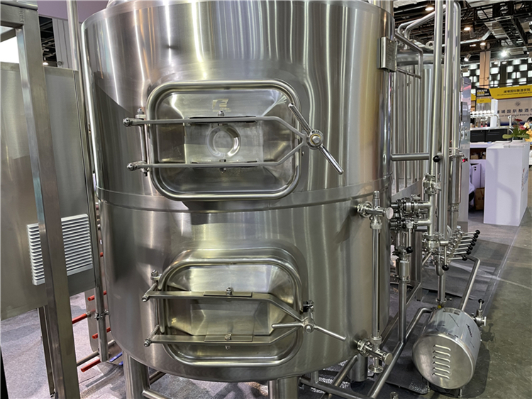 给我建一个1500L的啤酒厂
