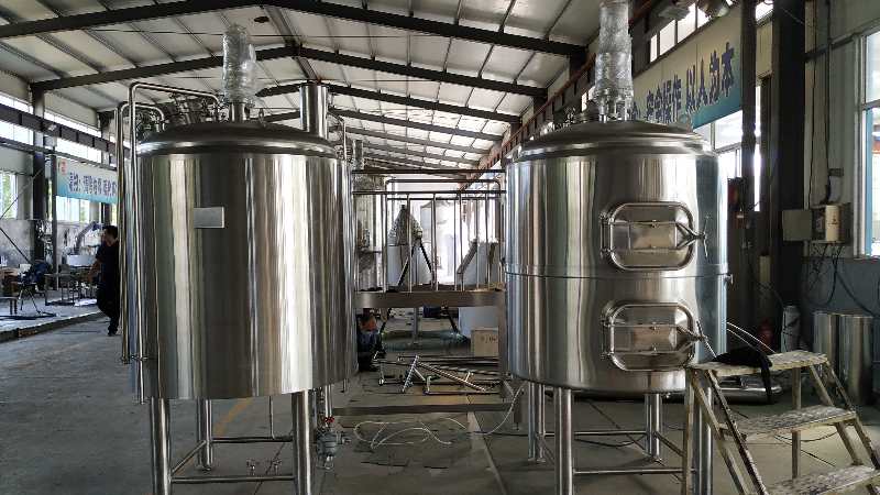 中国工厂生产高品质的500L啤酒酿造醪系统广泛应用于Brewhouse ZZ