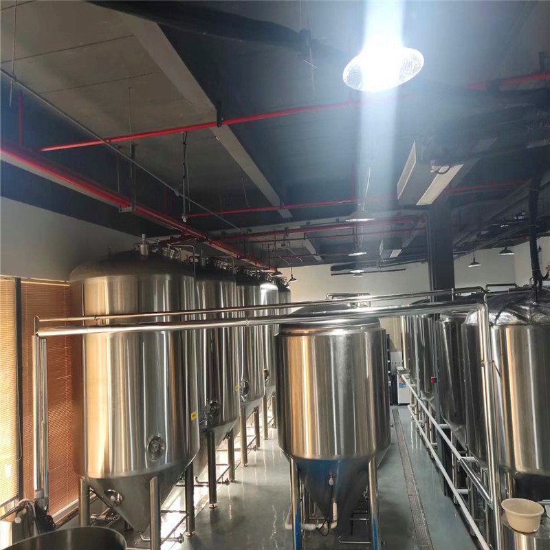 5000L啤酒厂设备15套5000L发酵罐在Qiandaohu啤酒厂Wemac Y022