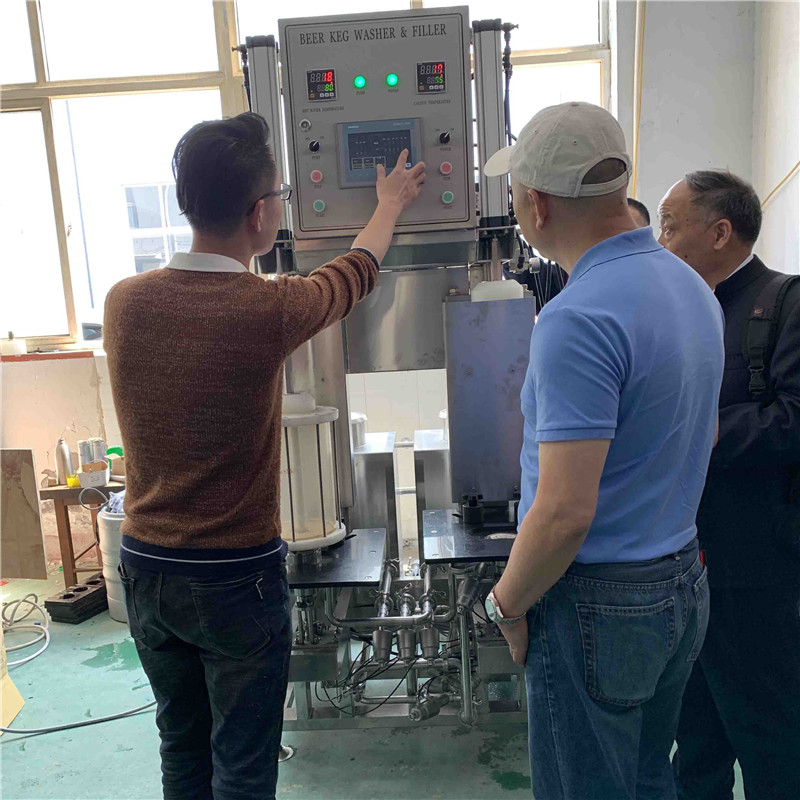 小桶啤酒填充机Wemac G015