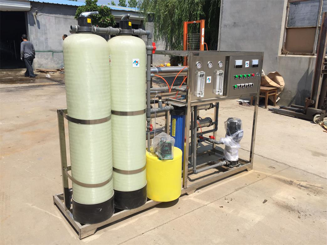 从中国制造商热卖自动多水软化单元设备广泛应用于工业用水生产ZZ